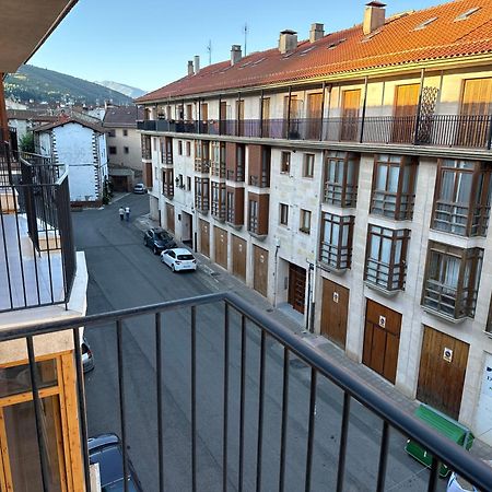 Apartamento Recien Reformado En Ескарай Екстер'єр фото