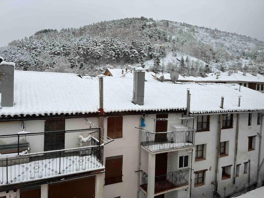 Apartamento Recien Reformado En Ескарай Екстер'єр фото